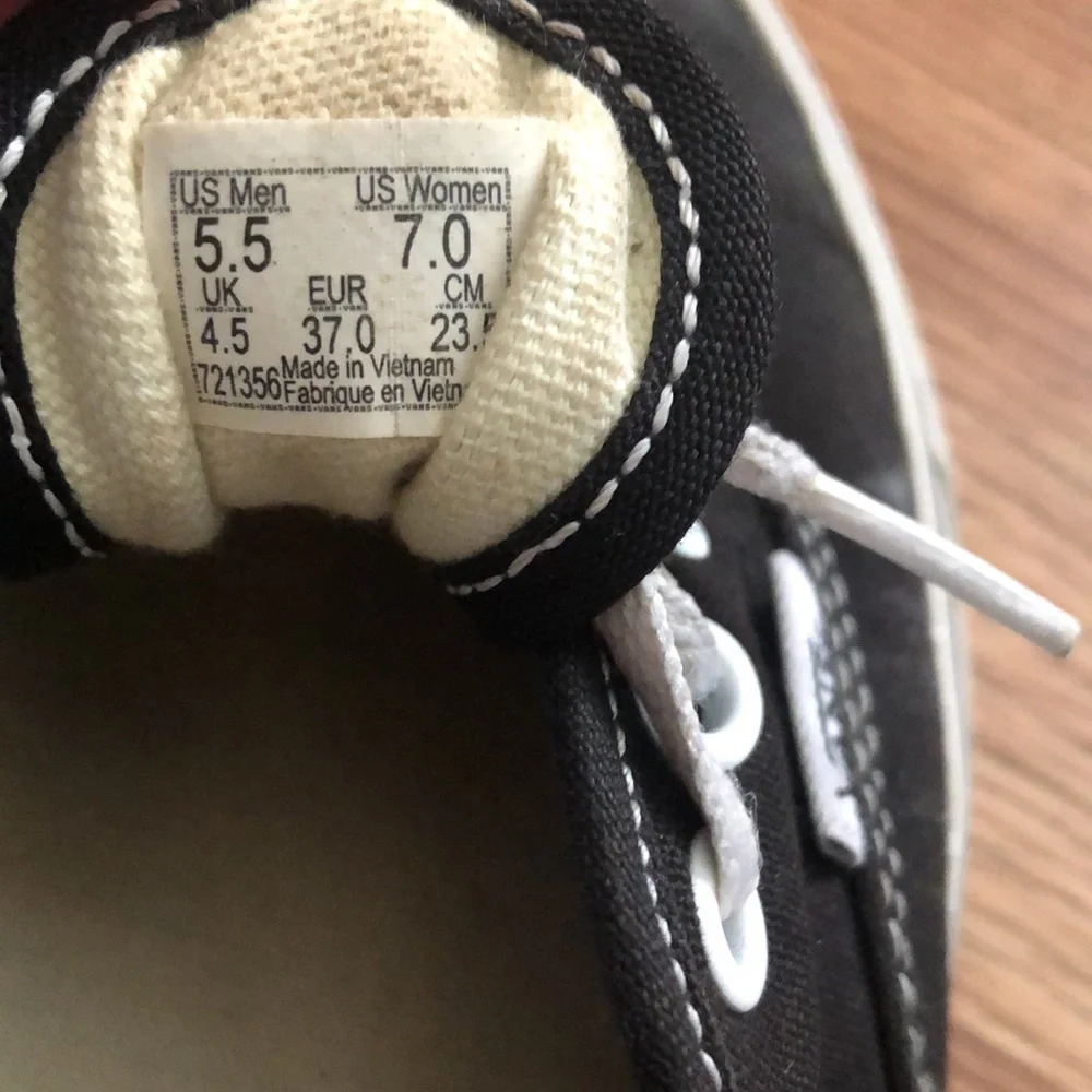 VANS Authentic - Picture 7 of 9